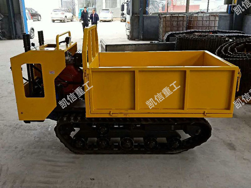 1.5噸履帶運(yùn)輸車(chē)